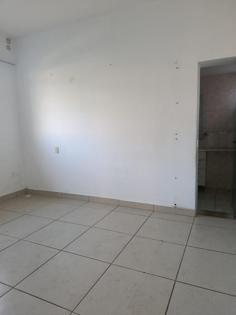 Casa Comercial, Monsenhor Messias, 3 Quartos, 1 Vaga, 1 Suíte