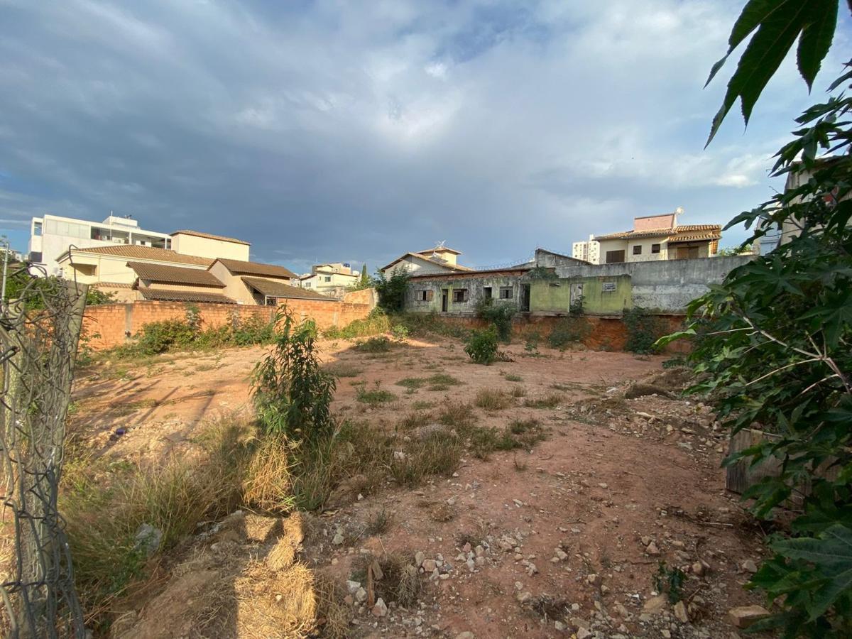 Lote, Castelo, 0 Quarto, 0 Vaga