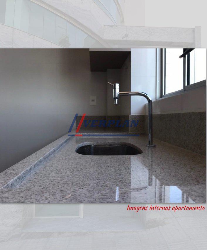 Apartamento, Centro, 4 Quartos, 3 Vagas, 2 Suítes