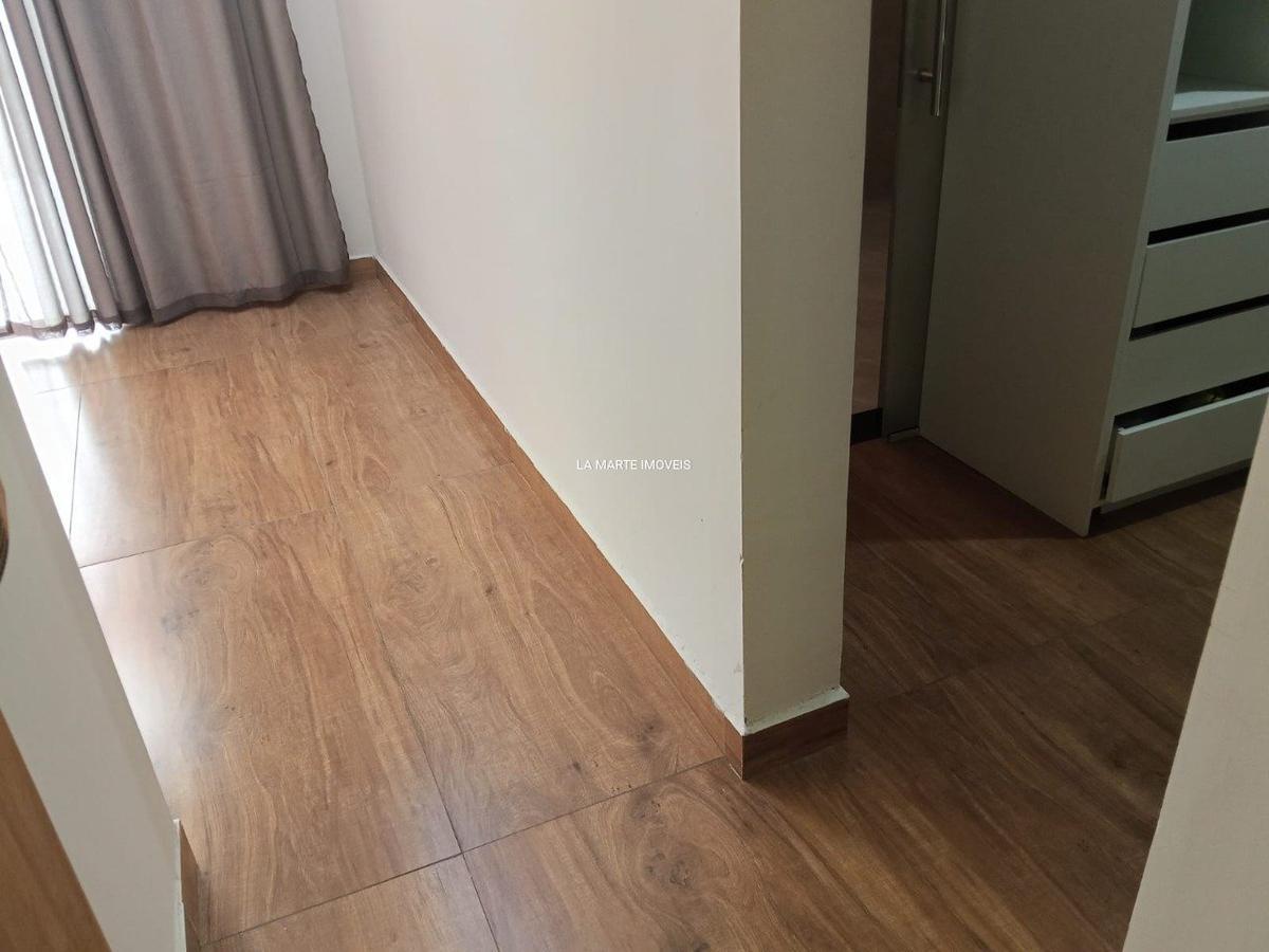 Casa, Santa Cruz Industrial, 4 Quartos, 3 Vagas, 1 Suíte