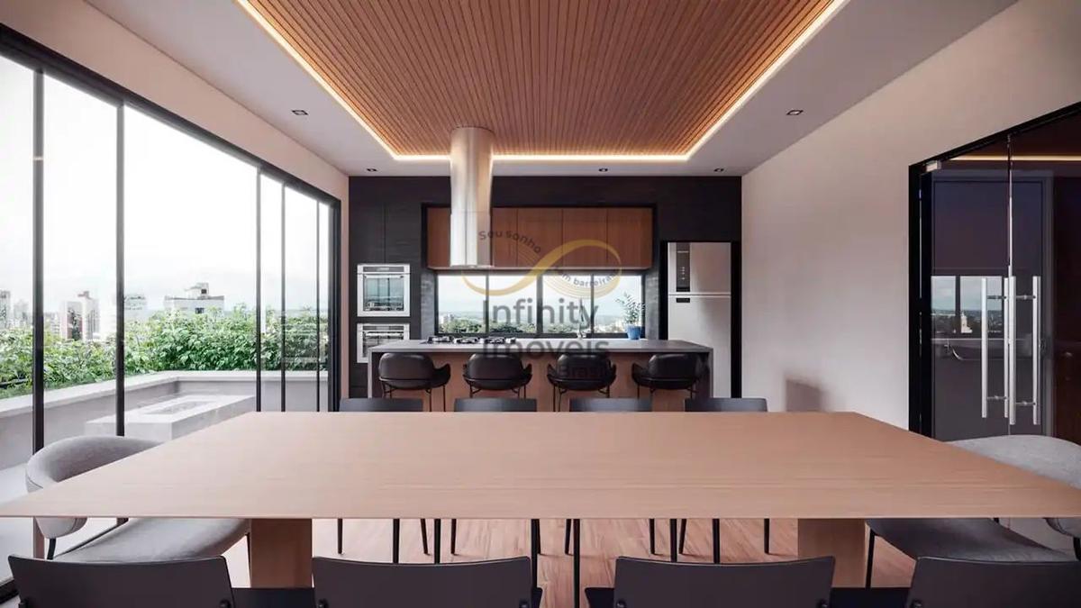 Apartamento, Funcionários, 3 Quartos