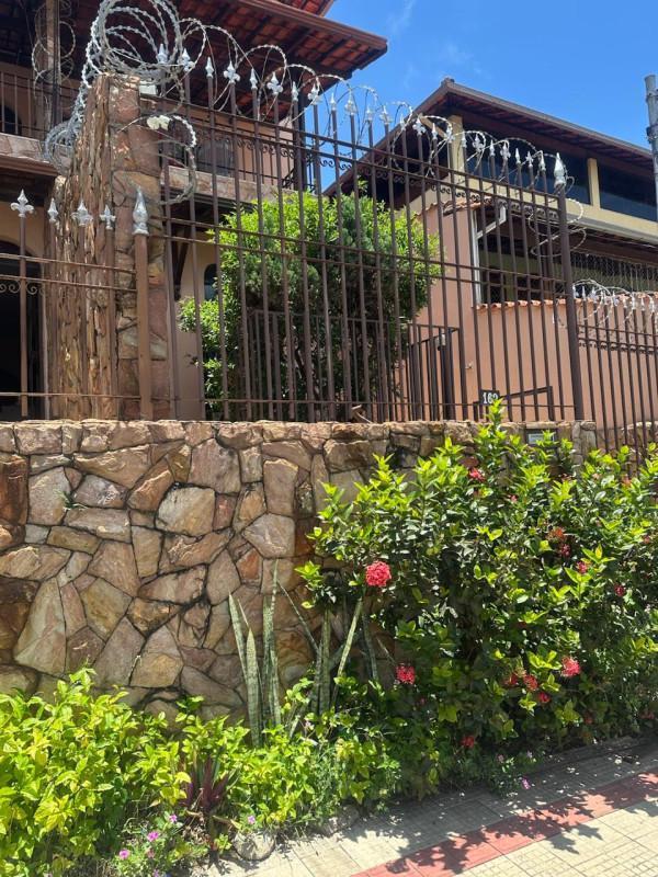 Casa, Ipê, 5 Quartos, 1 Vaga, 1 Suíte