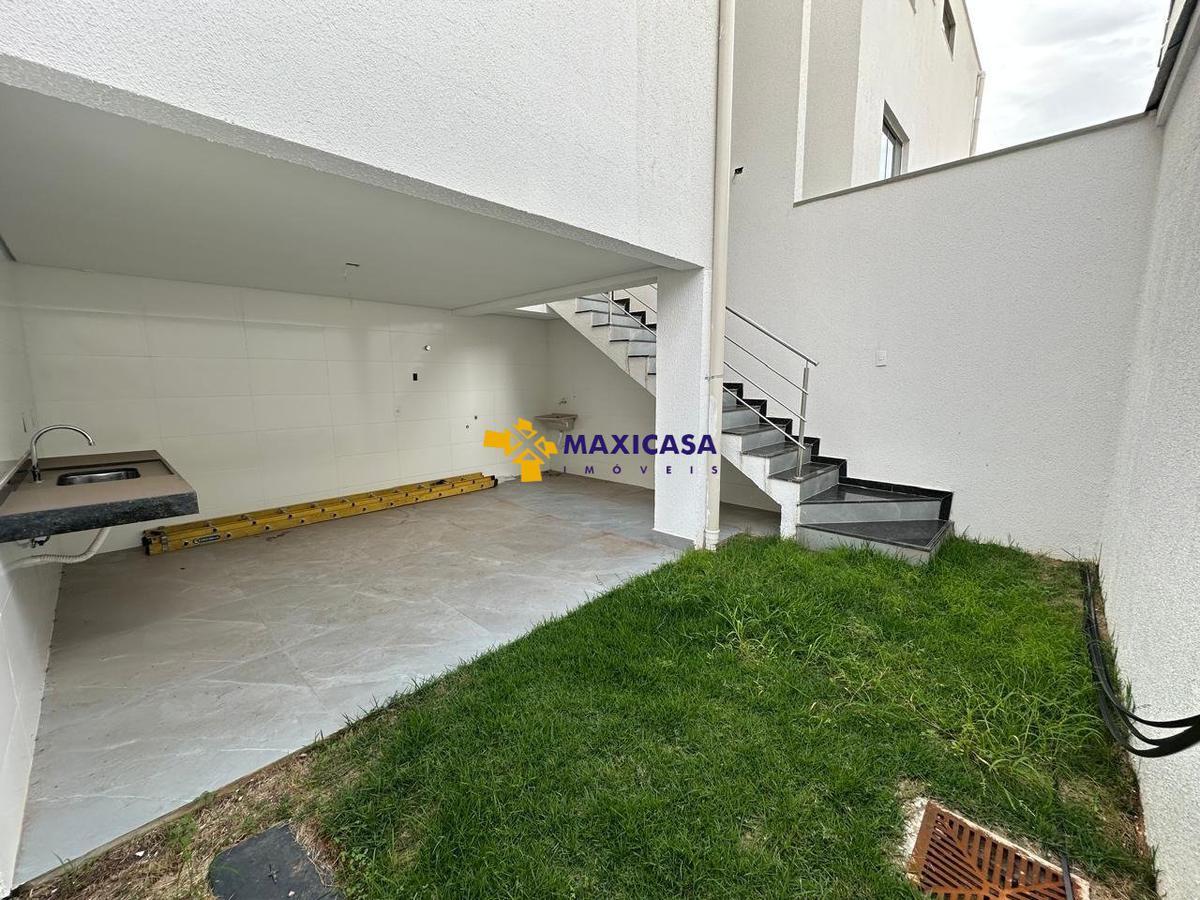 Casa, Santa Amélia, 3 Quartos, 2 Vagas, 1 Suíte