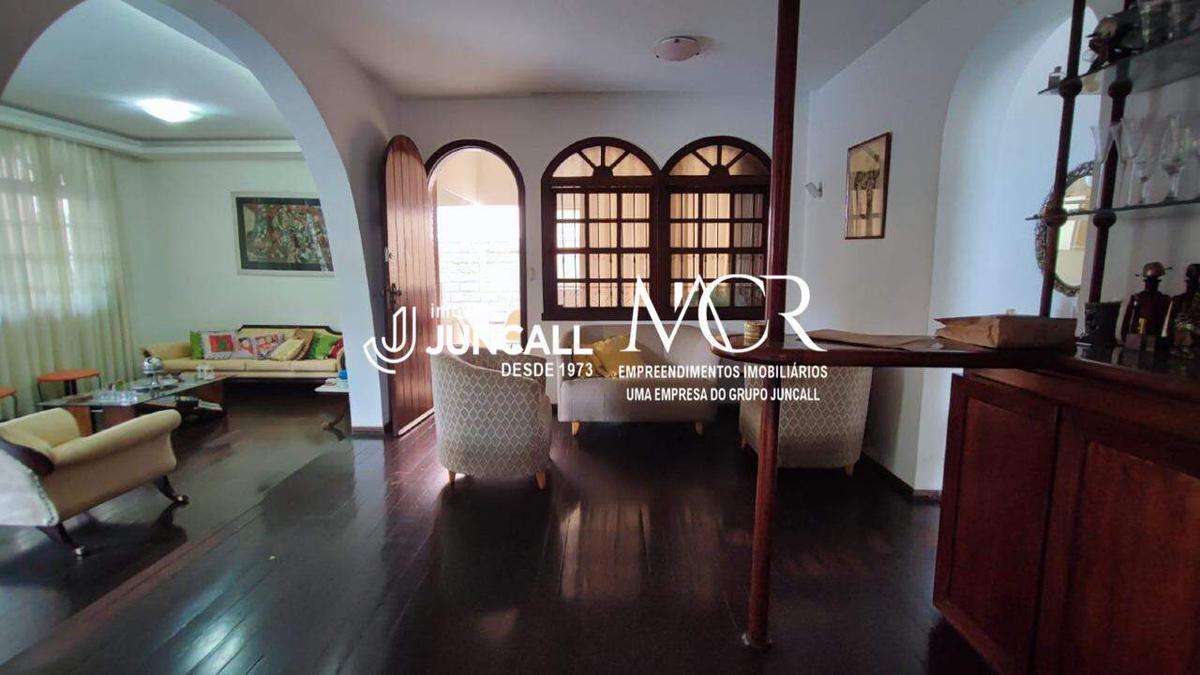 Casa, Colégio Batista, 4 Quartos, 4 Vagas, 1 Suíte