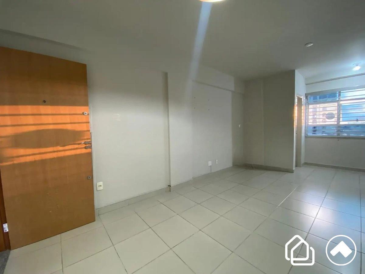 Sala, Padre Eustáquio