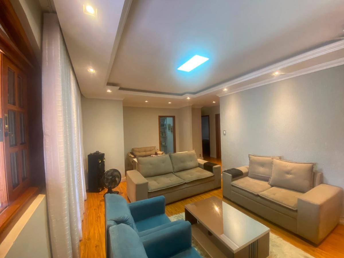 Casa, Jardim Leblon, 3 Quartos, 8 Vagas, 1 Suíte