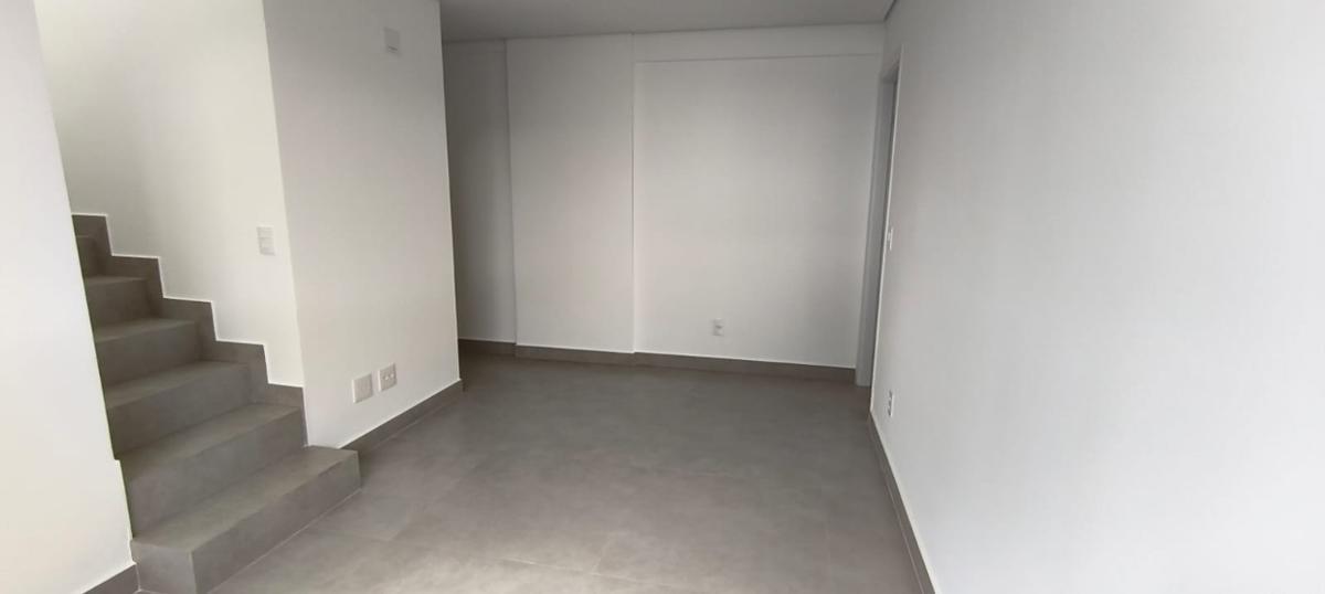 Cobertura, Prado, 2 Quartos, 2 Vagas, 2 Suítes