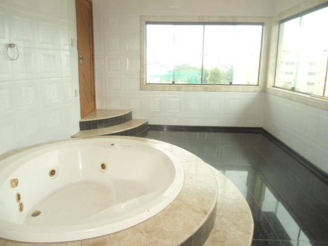 Casa, Arvoredo, 5 Quartos, 4 Vagas, 3 Suítes