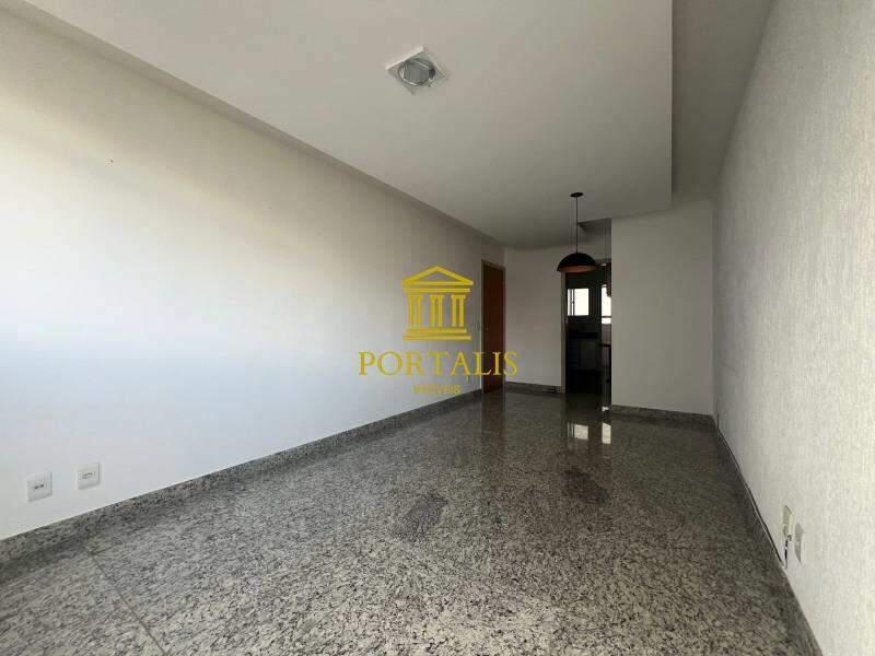 Apartamento, Sagrada Família, 3 Quartos, 2 Vagas, 1 Suíte