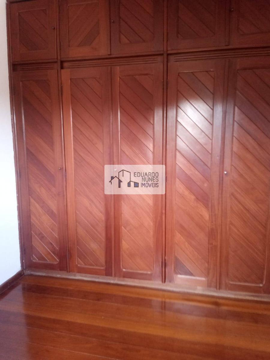 Casa, Santa Lúcia, 4 Quartos, 8 Vagas, 2 Suítes