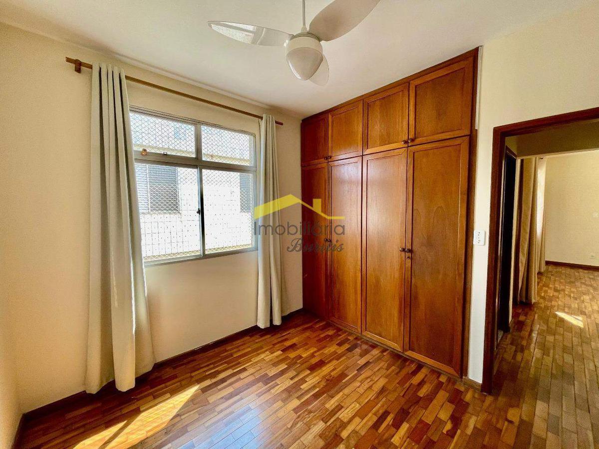 Apartamento, Estoril, 2 Quartos, 1 Vaga