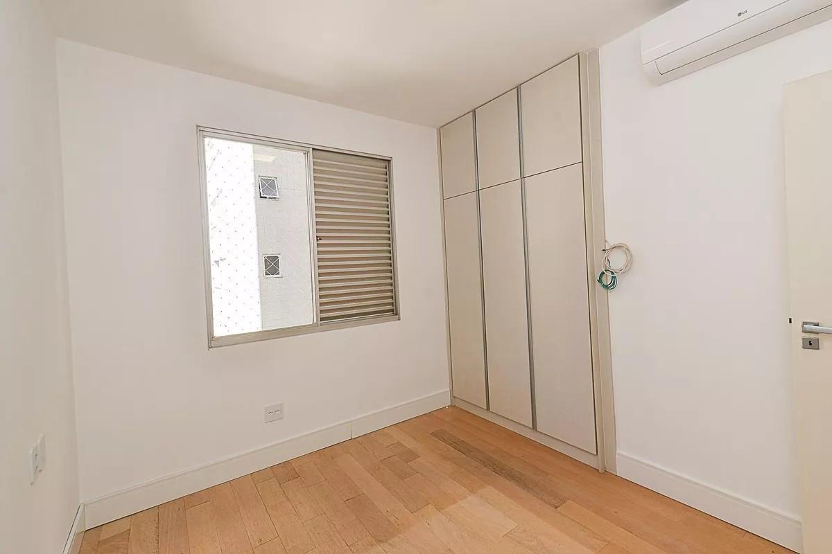 Apartamento, Savassi, 4 Quartos, 2 Vagas, 1 Suíte