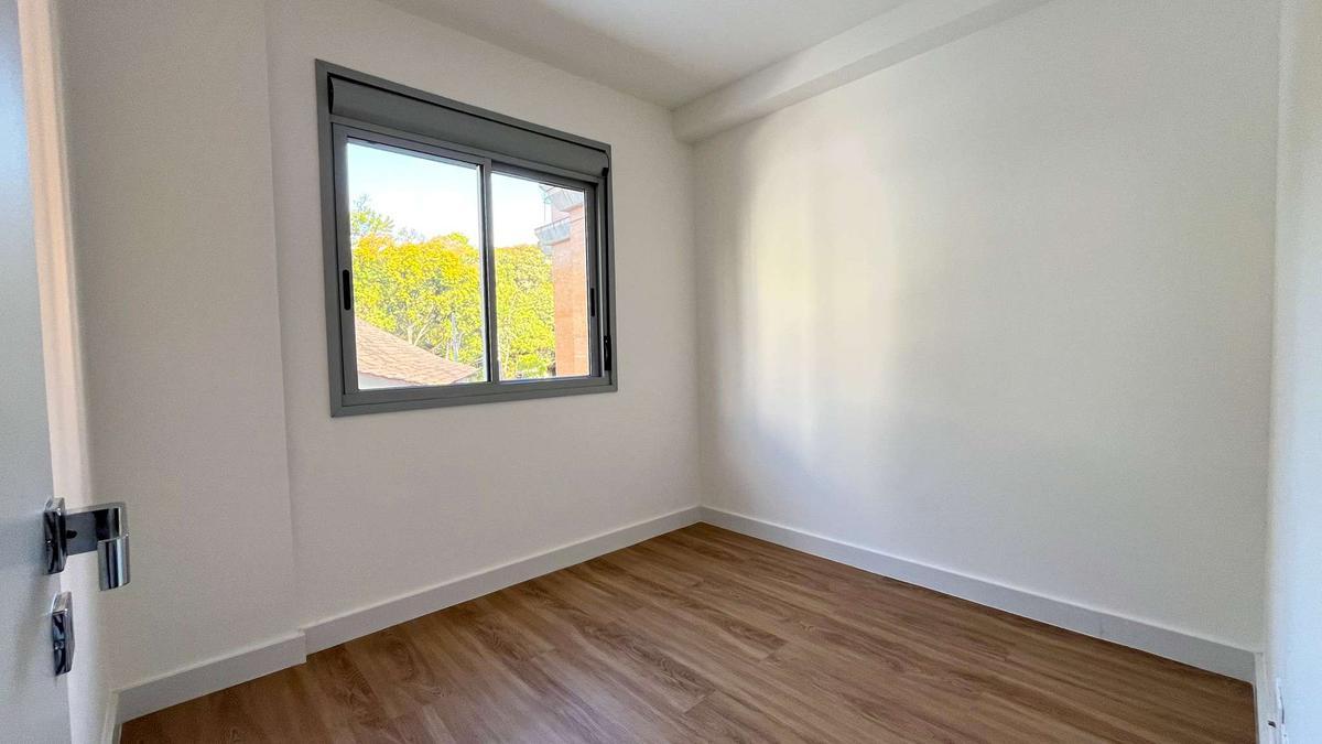 Apartamento, Sagrada Família, 3 Quartos, 2 Vagas, 1 Suíte