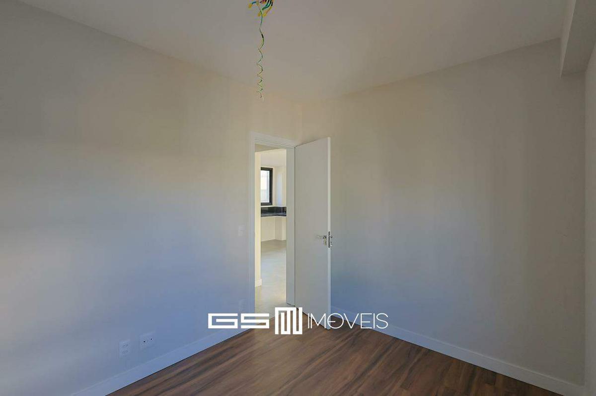 Cobertura, Santa Efigênia, 2 Quartos, 2 Vagas, 1 Suíte