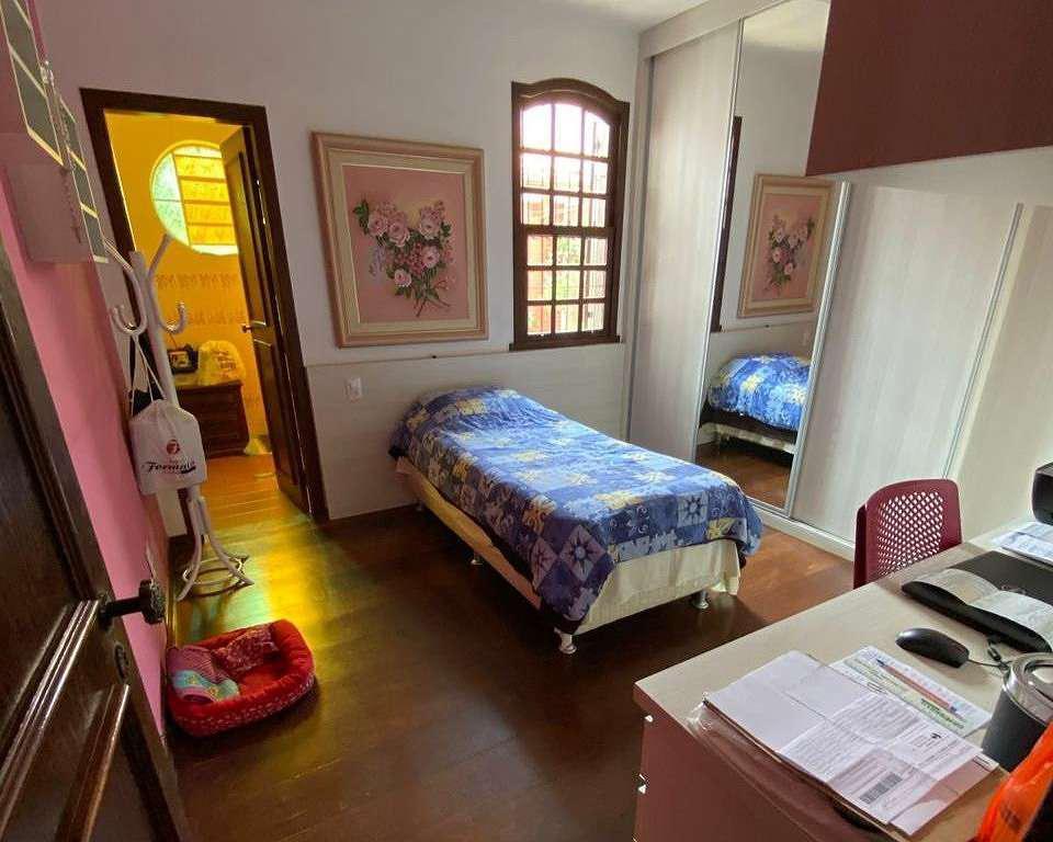 Casa, Santa Lúcia, 5 Quartos, 4 Vagas, 3 Suítes