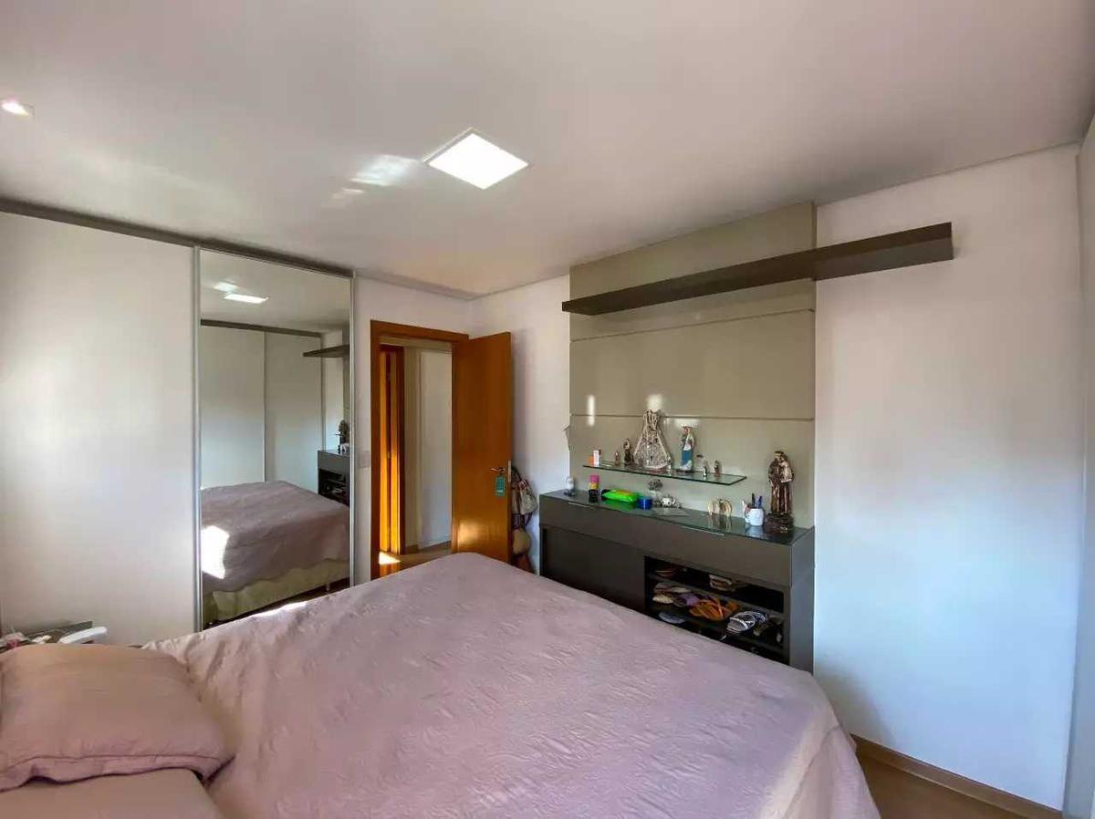 Cobertura, Serra, 4 Quartos, 4 Vagas, 2 Suítes