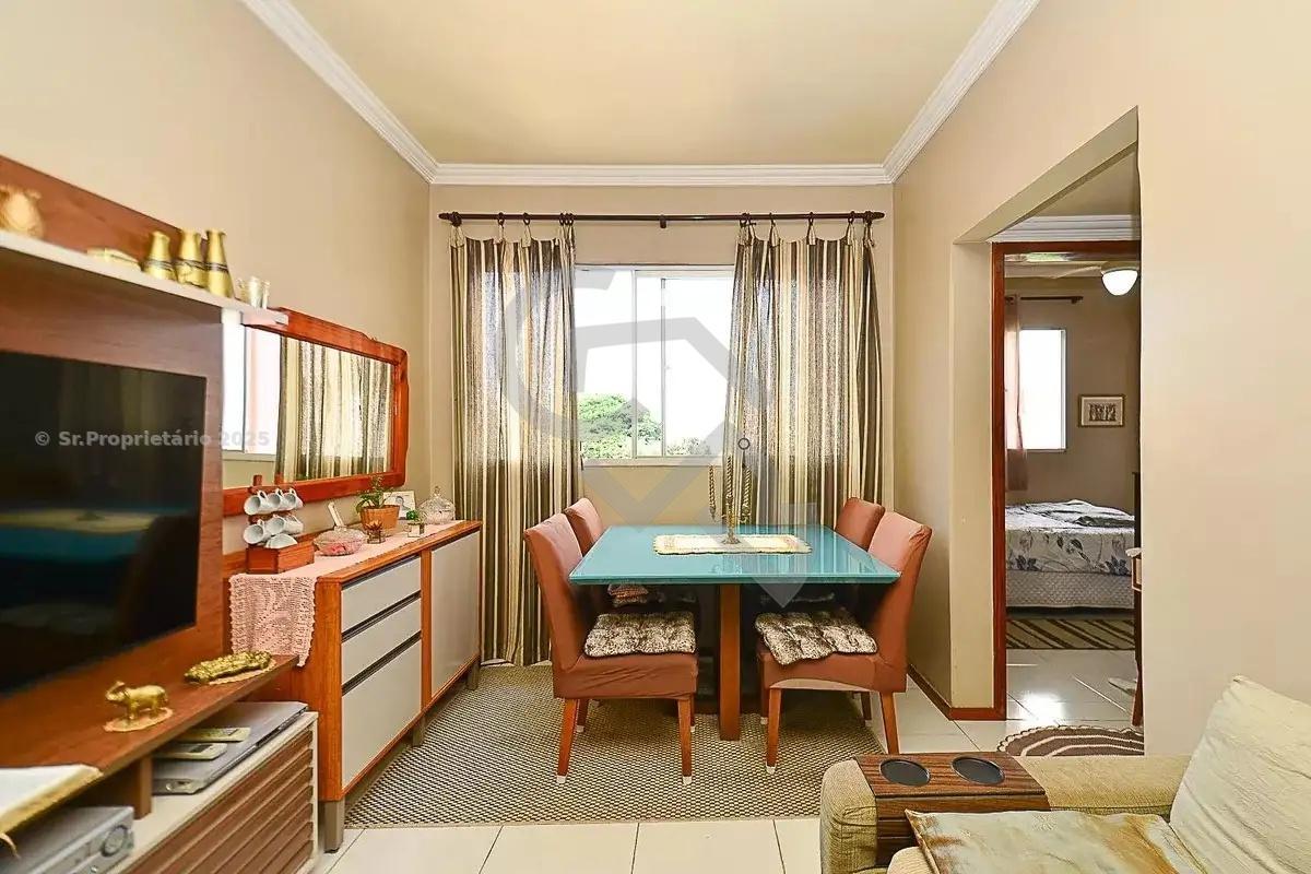 Apartamento, Sagrada Família, 2 Quartos, 1 Vaga, 1 Suíte