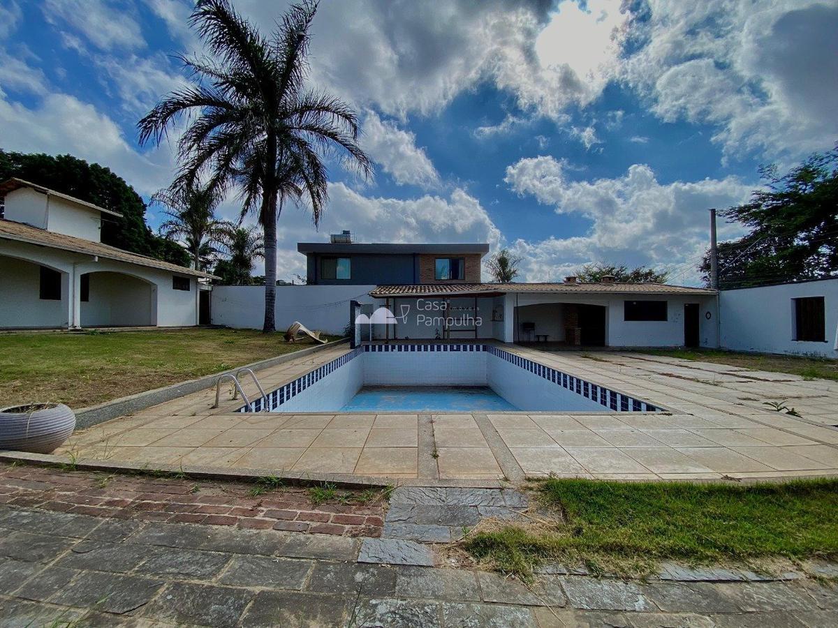 Casa, Braúnas, 3 Quartos, 8 Vagas, 2 Suítes