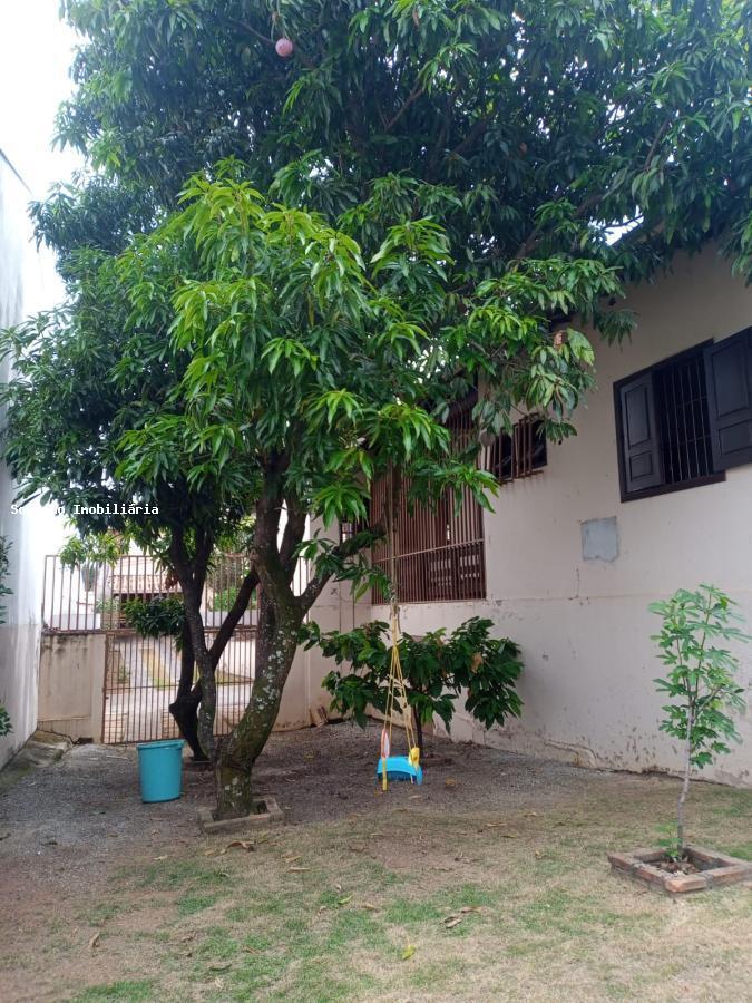 Casa, Alvorada, 3 Quartos, 8 Vagas, 1 Suíte