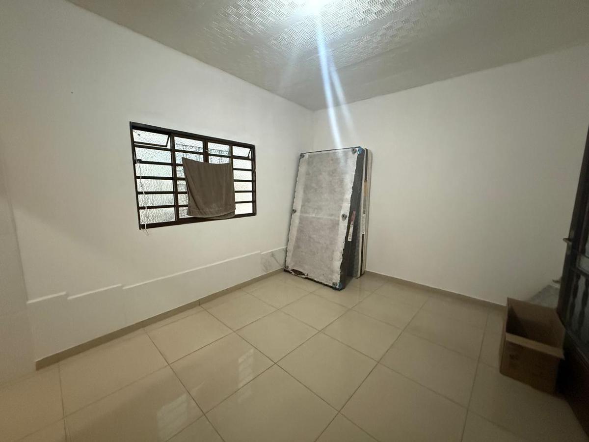Casa, Renascença, 1 Quarto, 0 Vaga, 1 Suíte