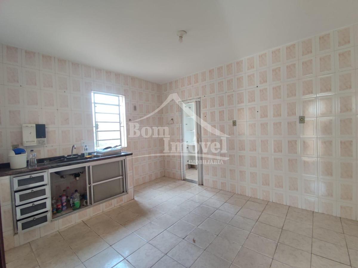 Casa, Centro, 0 Quarto, 0 Vaga