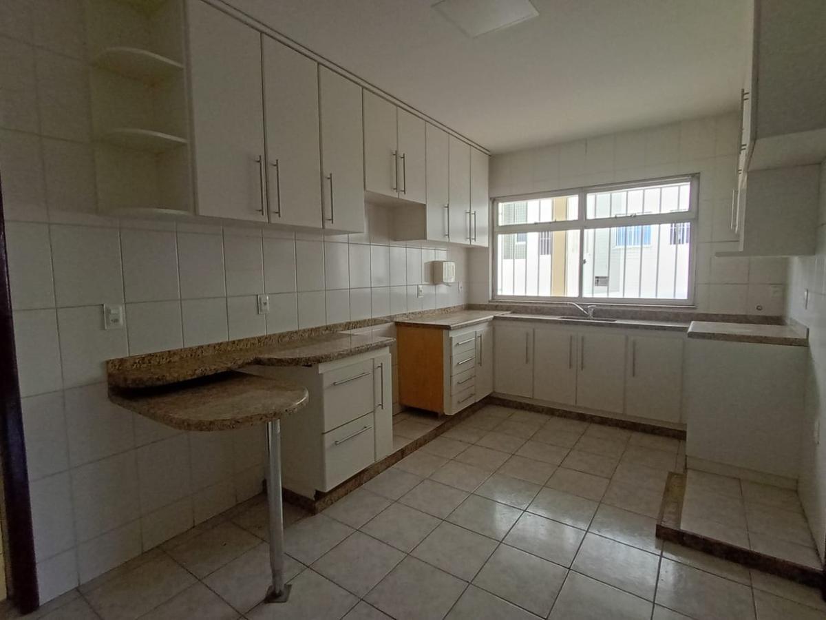 Casa Comercial, União, 0 Quarto, 0 Vaga