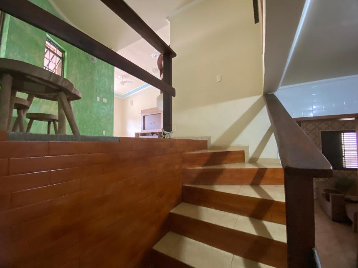 Casa, Jardim Ribeiro, 3 Quartos, 5 Vagas, 2 Suítes
