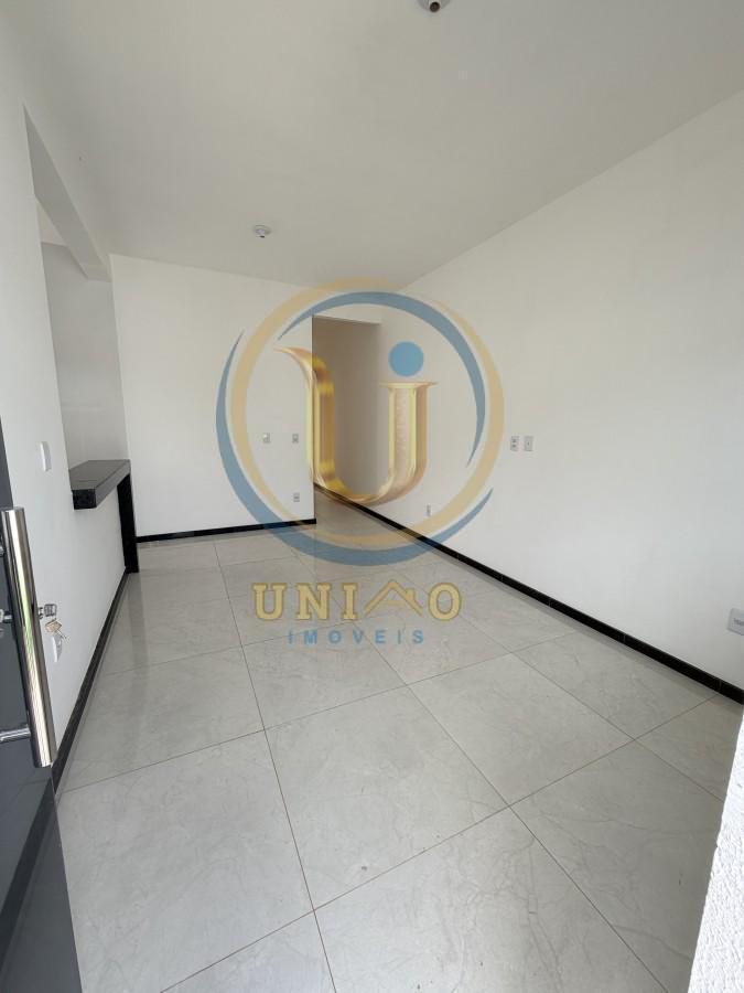 Casa, Centro, 3 Quartos, 2 Vagas, 1 Suíte