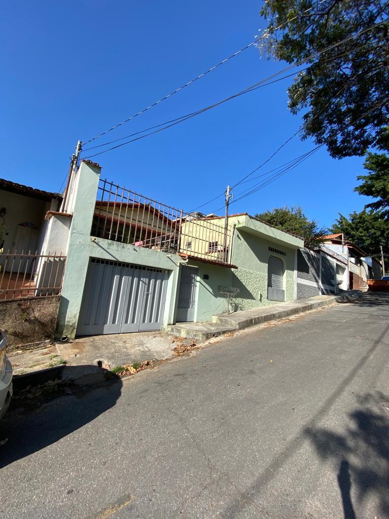 Casa, Alípio de Melo, 2 Quartos, 0 Vaga