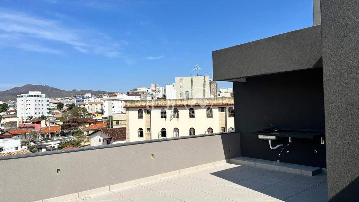 Cobertura, Sagrada Família, 3 Quartos, 2 Vagas, 1 Suíte