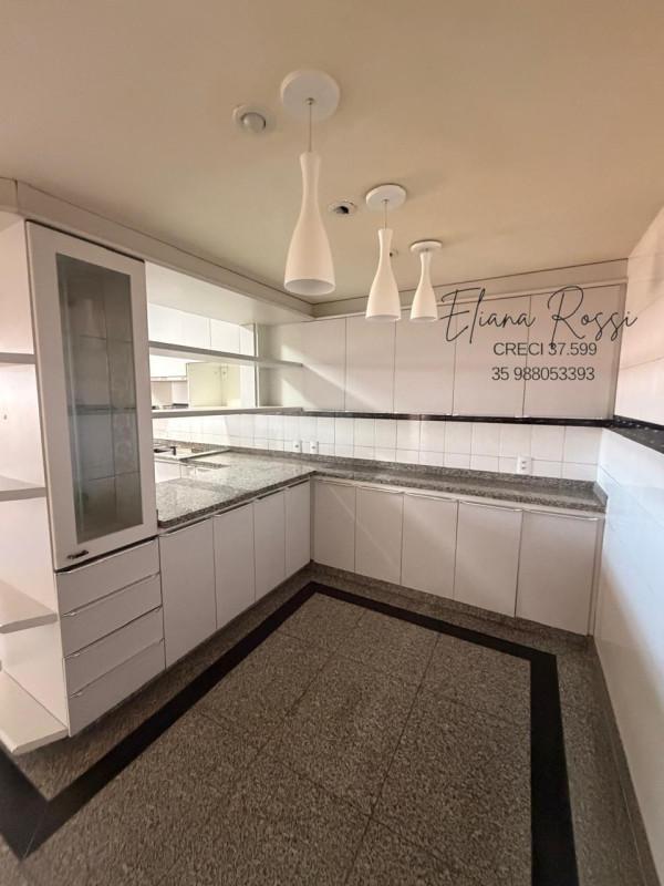 Apartamento, Centro, 4 Quartos, 2 Vagas, 1 Suíte