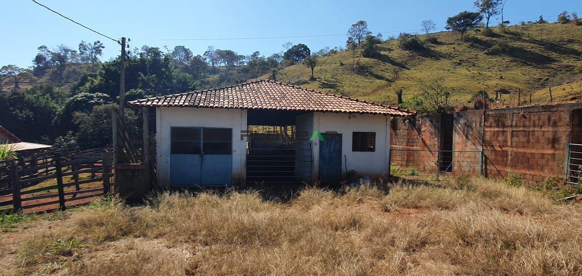 Fazenda, Centro, 2 Quartos, 0 Vaga