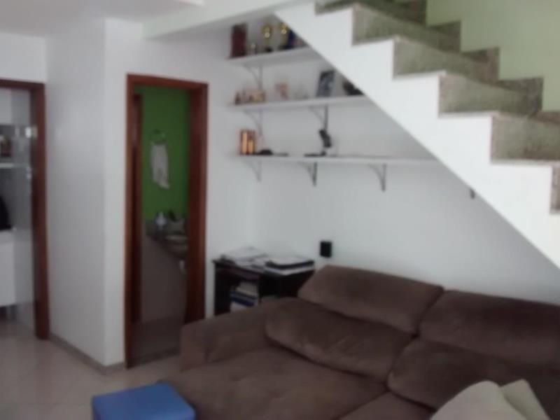 Casa, Arvoredo, 2 Quartos, 2 Vagas