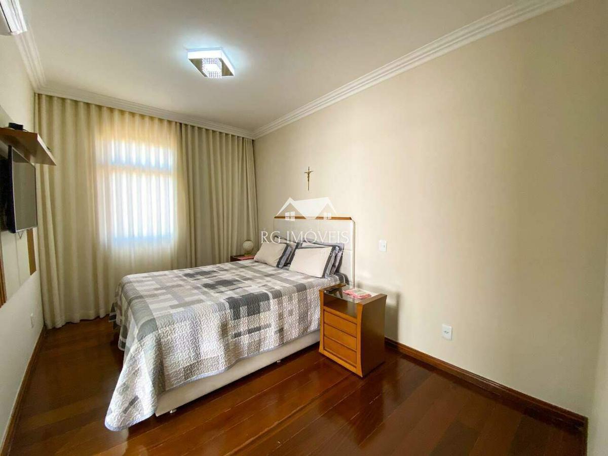 Cobertura, Barreiro, 3 Quartos, 3 Vagas, 1 Suíte