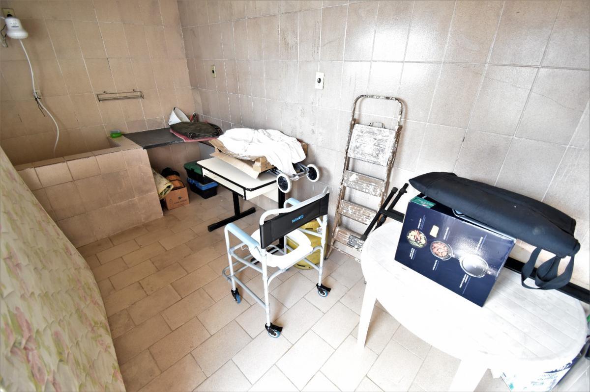 Casa, Itapoã, 3 Quartos, 2 Vagas, 1 Suíte