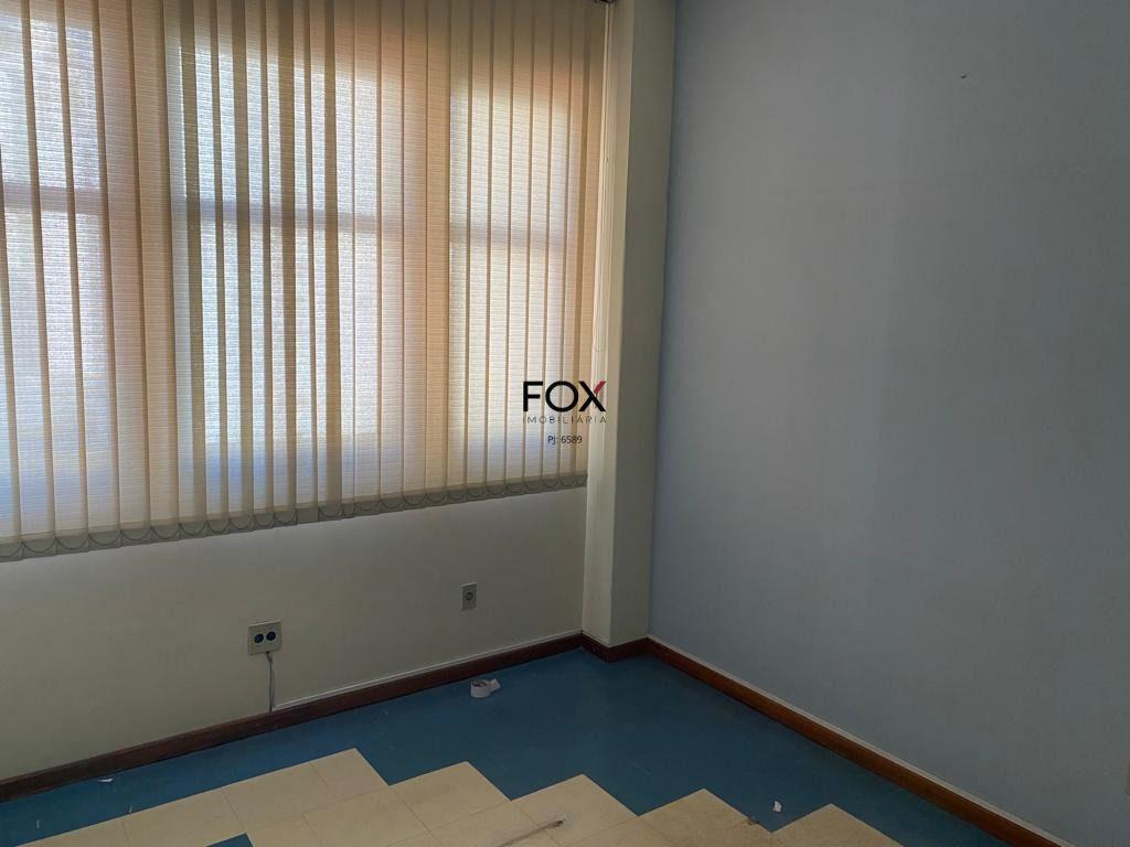 Prédio, Centro, 0 Quarto, 13 Vagas
