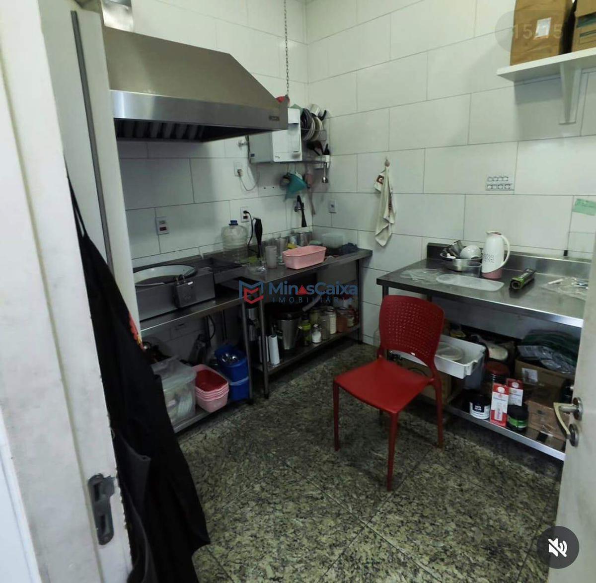 Prédio, Limoeiro, 0 Quarto, 2 Vagas