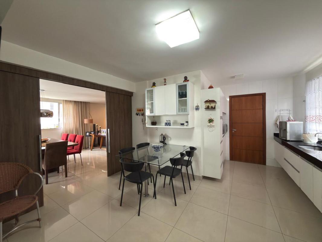 Apartamento, Buritis, 4 Quartos, 4 Vagas, 2 Suítes