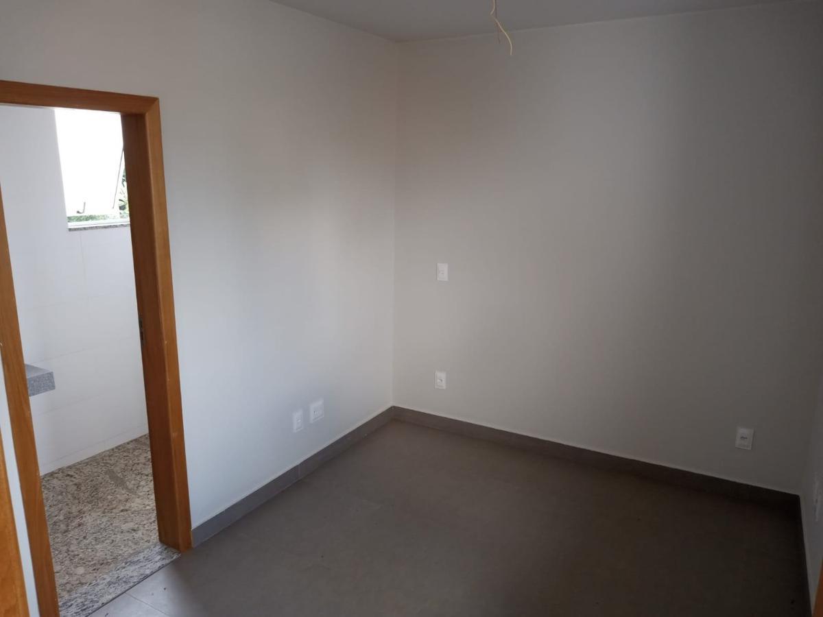 Cobertura, União, 4 Quartos, 2 Vagas, 2 Suítes
