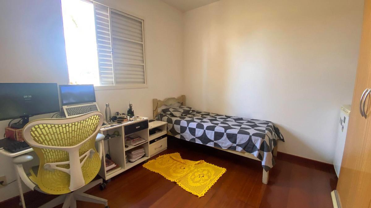 Casa, Álvaro Camargos, 4 Quartos, 2 Vagas, 1 Suíte