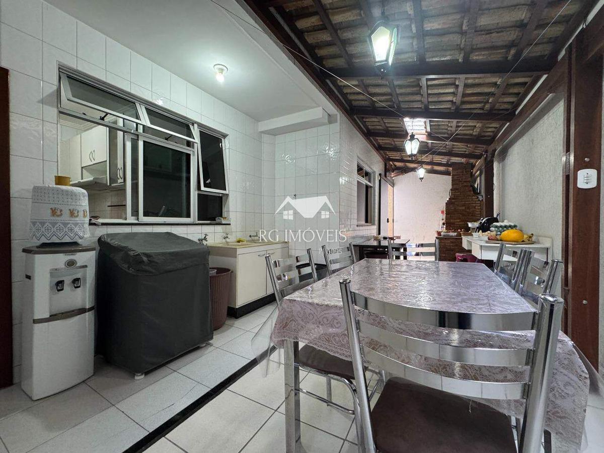 Apartamento, Barreiro, 3 Quartos, 2 Vagas, 1 Suíte