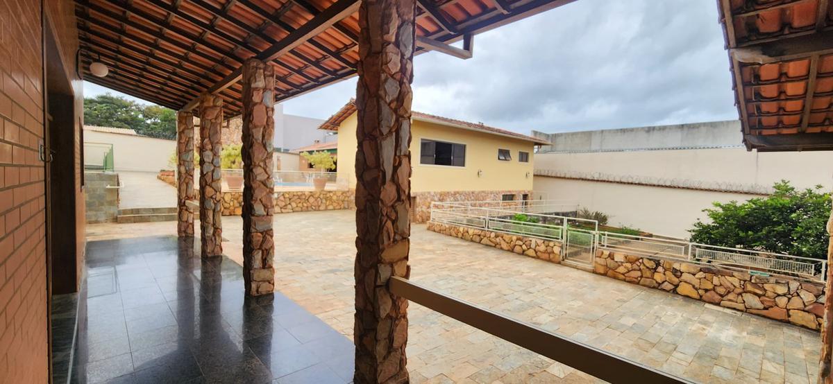 Casa, Lagoa Mansões, 7 Quartos, 10 Vagas, 1 Suíte