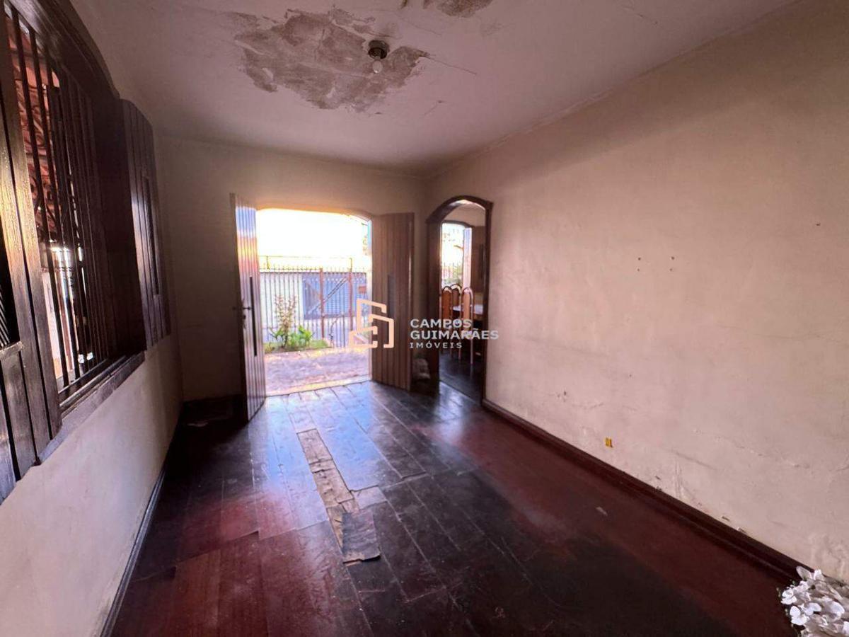 Casa, Tirol, 3 Quartos, 2 Vagas, 1 Suíte