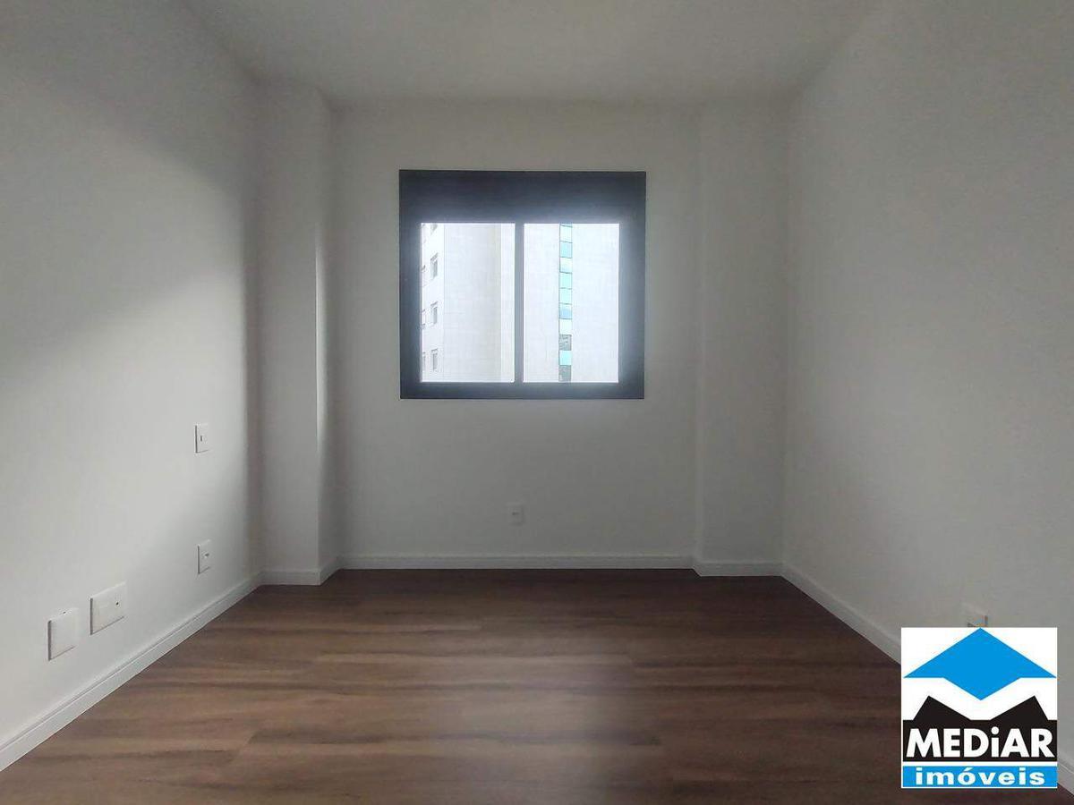 Apartamento, Serra, 4 Quartos, 4 Vagas, 3 Suítes