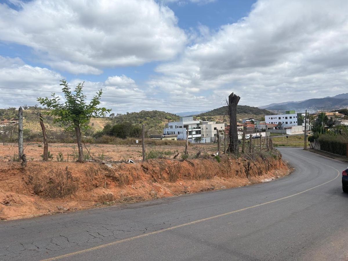 Lote, Novo Itabirito, 0 Quarto, 0 Vaga
