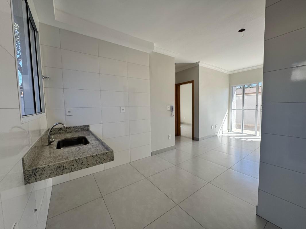 Apartamento, Santa Mônica, 2 Quartos, 1 Vaga