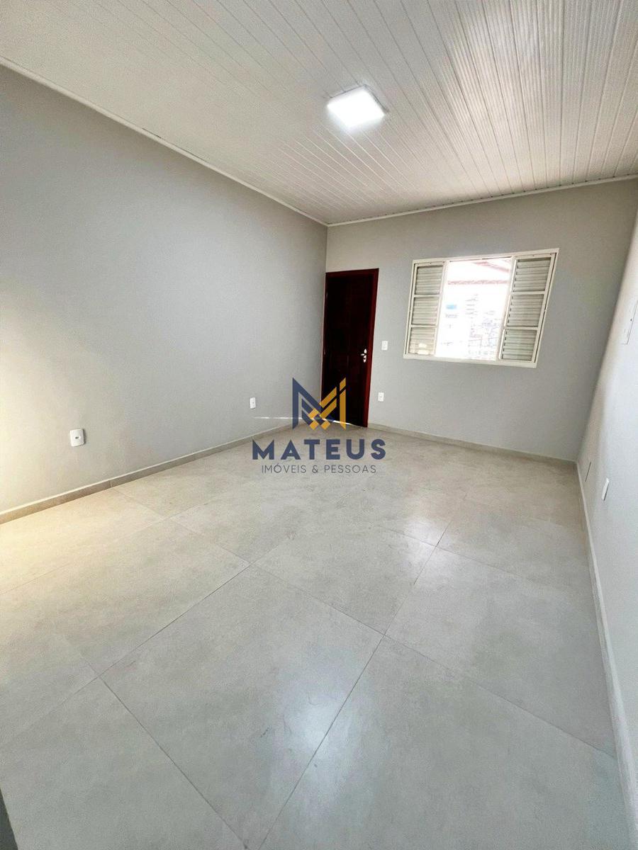 Galpão, Caiçaras, 0 Quarto, 0 Vaga