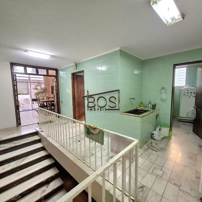 Casa, Cidade Jardim, 6 Quartos, 10 Vagas, 1 Suíte