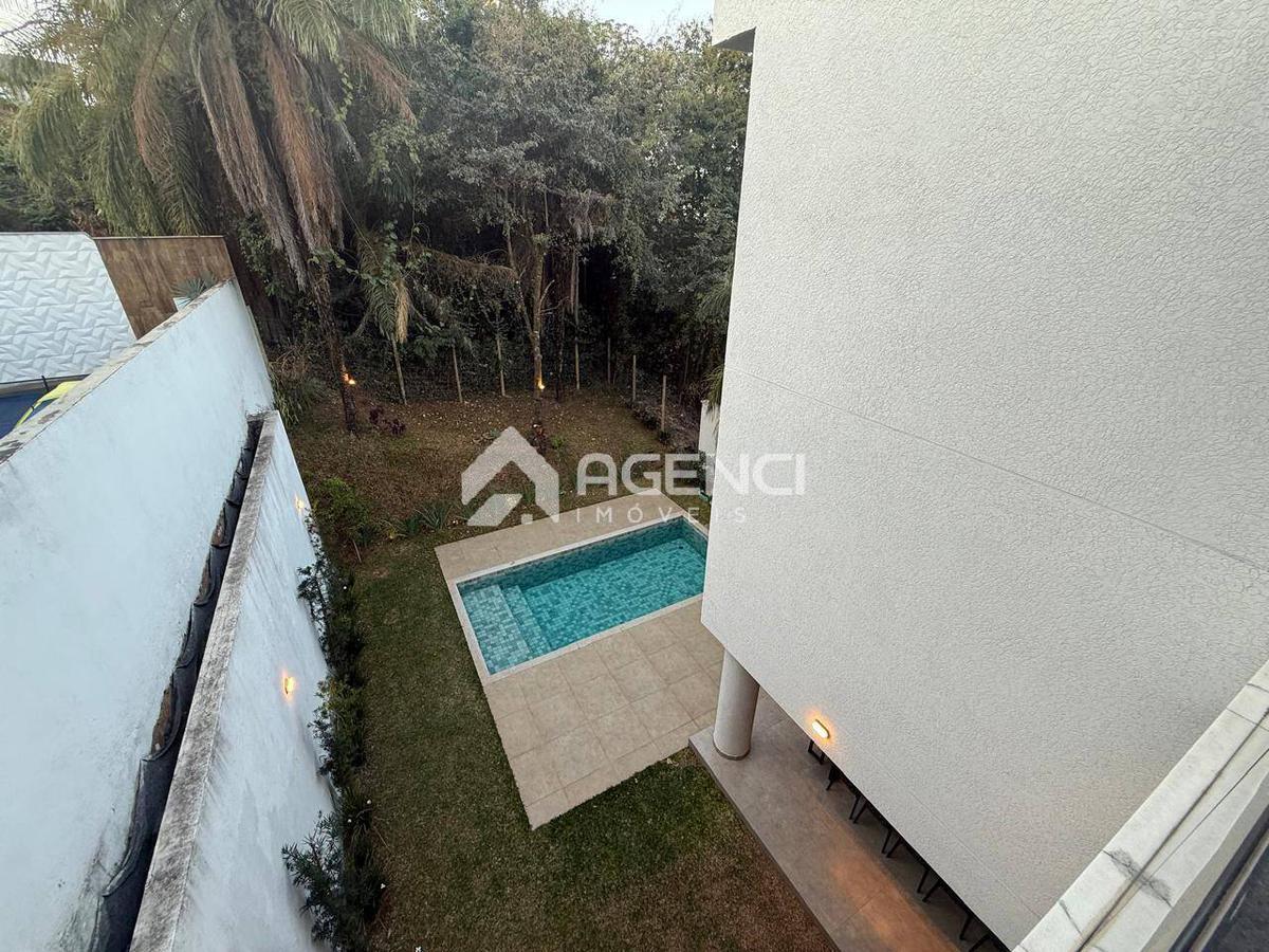 Casa em Condomínio, Portal do Sol, 5 Quartos, 0 Vaga, 3 Suítes