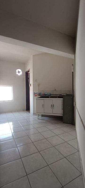 Sala, Centro, 0 Quarto, 0 Vaga